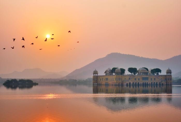Jaipur sunrise tour package